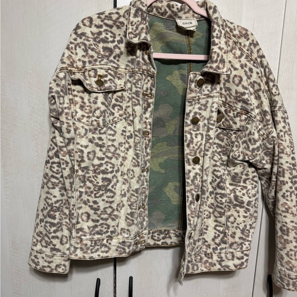 Style Rack Animal Print Jacket - Picture 2 of 5